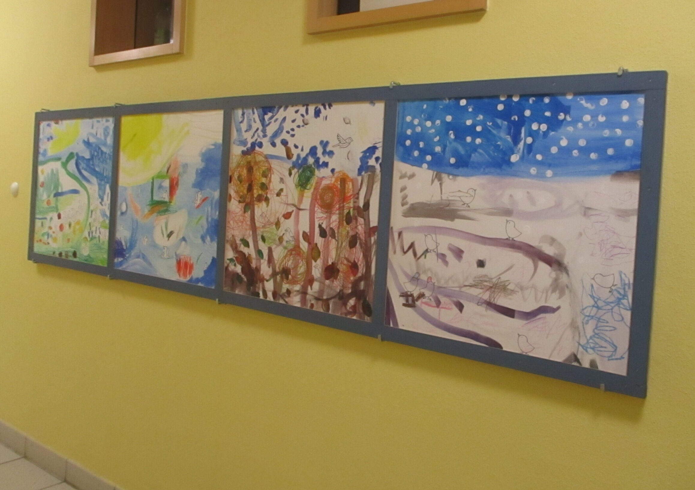 Vier-Jahreszeiten-Projekt Kindergarten Gemeinschaftsbild Frühling Sommer Herbst und Winter
